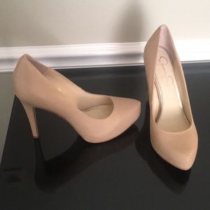Jessica Simpson Heels 👠. Cream color, size 7.5